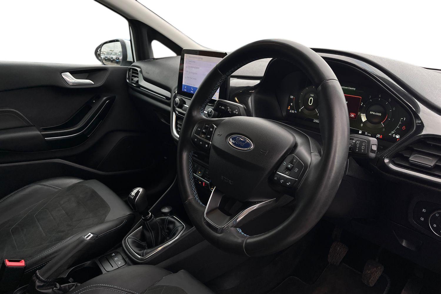 Ford Fiesta Photo 8