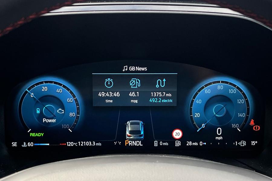 Ford KUGA Photo autoimg-a8310338ce18dfedd5ee3898b017ed8a50b4bcfe.jpg
