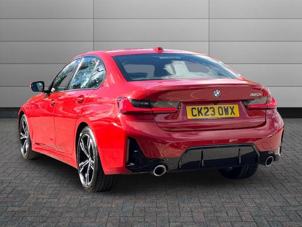 BMW 3 Series Photo autoimg-a831c6267dc15f2c979807be4a1842b057a0fba5.jpg