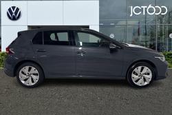 VOLKSWAGEN Golf Photo 4