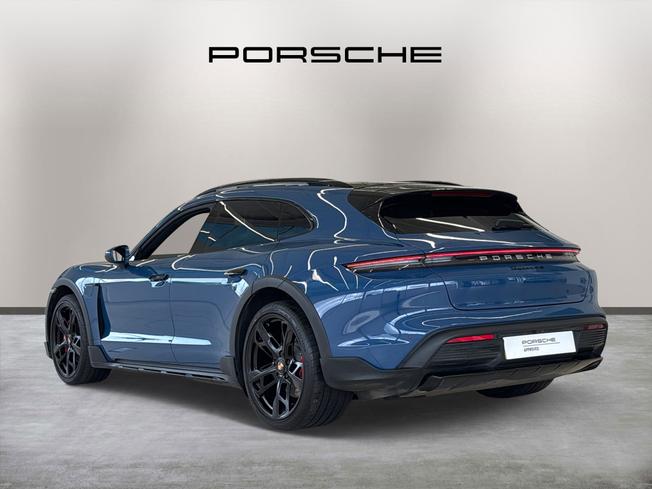 PORSCHE Taycan Photo 5