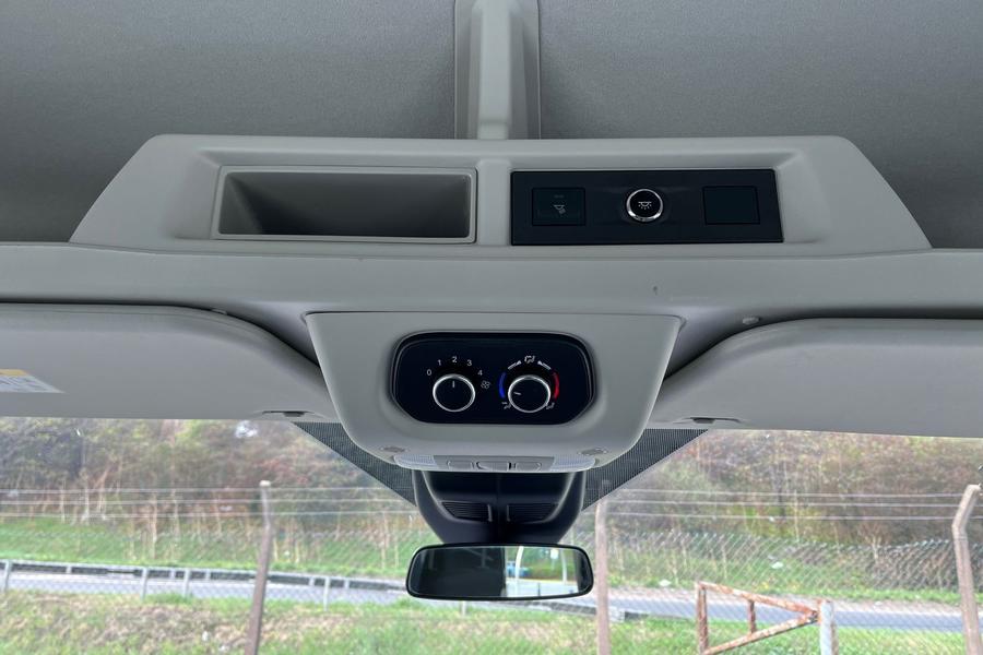 Ford TRANSIT Photo autoimg-a836152ab863c168af838912fcda614ed6a6db79.jpg