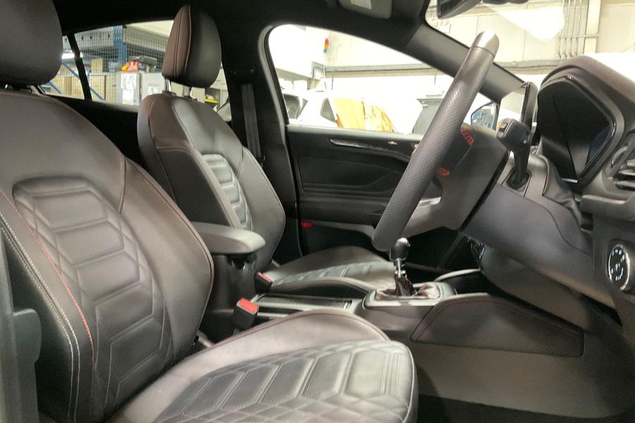 Ford Focus Photo autoimg-a836b9e178be5d4658a739502d2c5c0ea4bbb433.jpg