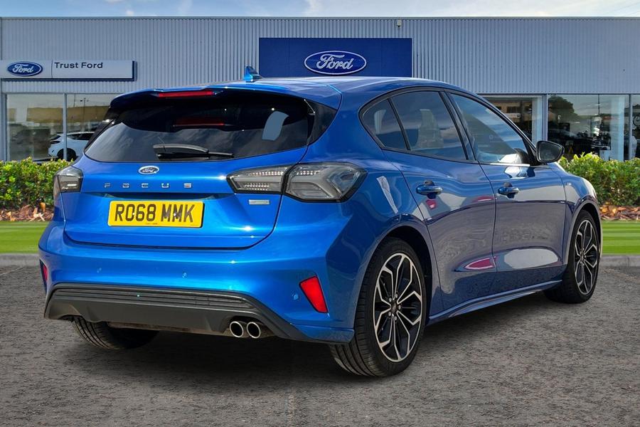 Ford Focus Photo autoimg-a8377ffa97604e0fb803c8013b6fd8fac05a91d8.jpg