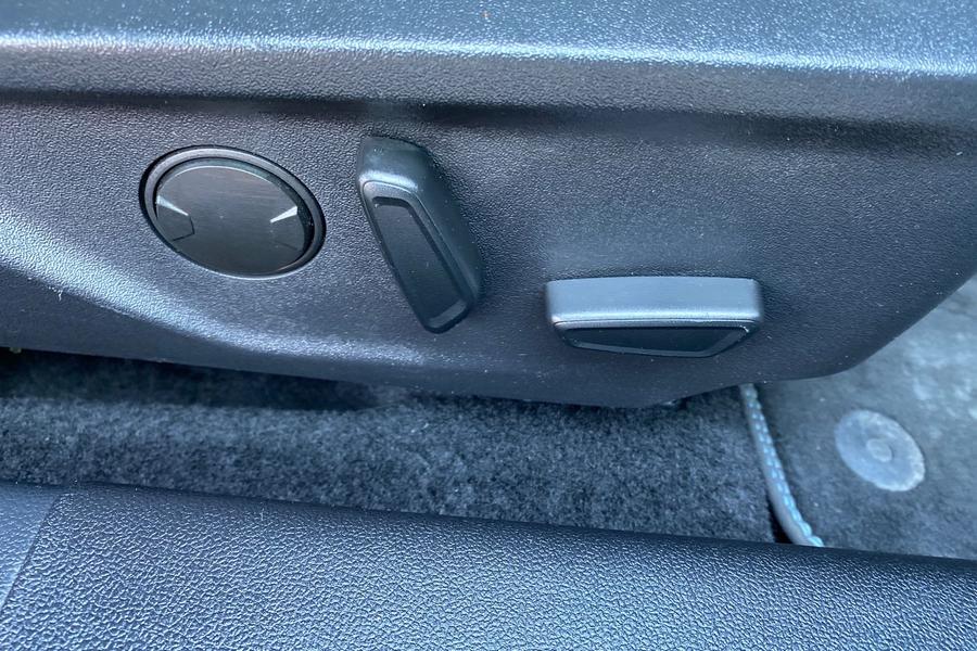 Ford FOCUS Photo autoimg-a839ff3cf5d48f237d883b390400bd42ae482fdf.jpg
