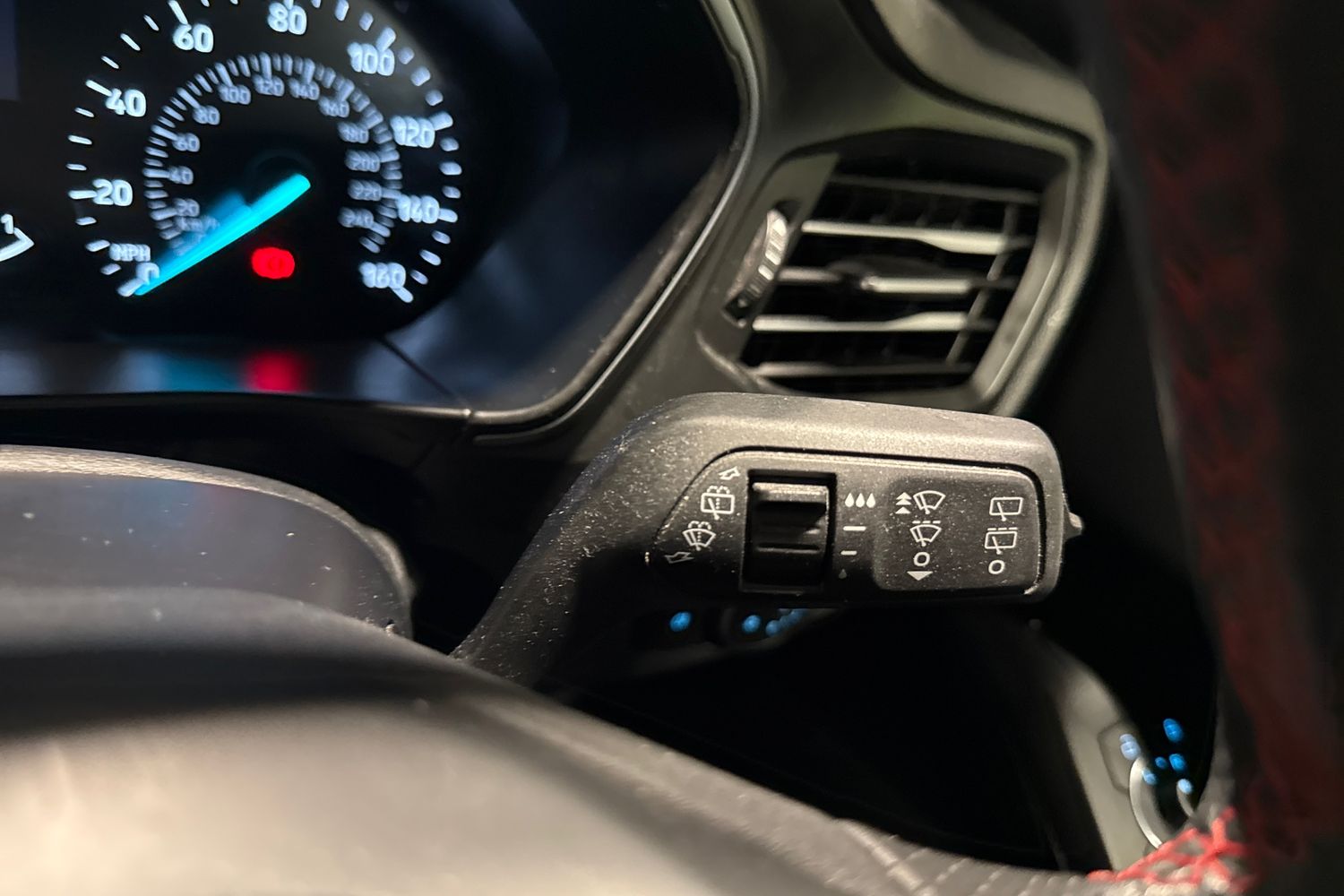 Ford FOCUS Photo 14