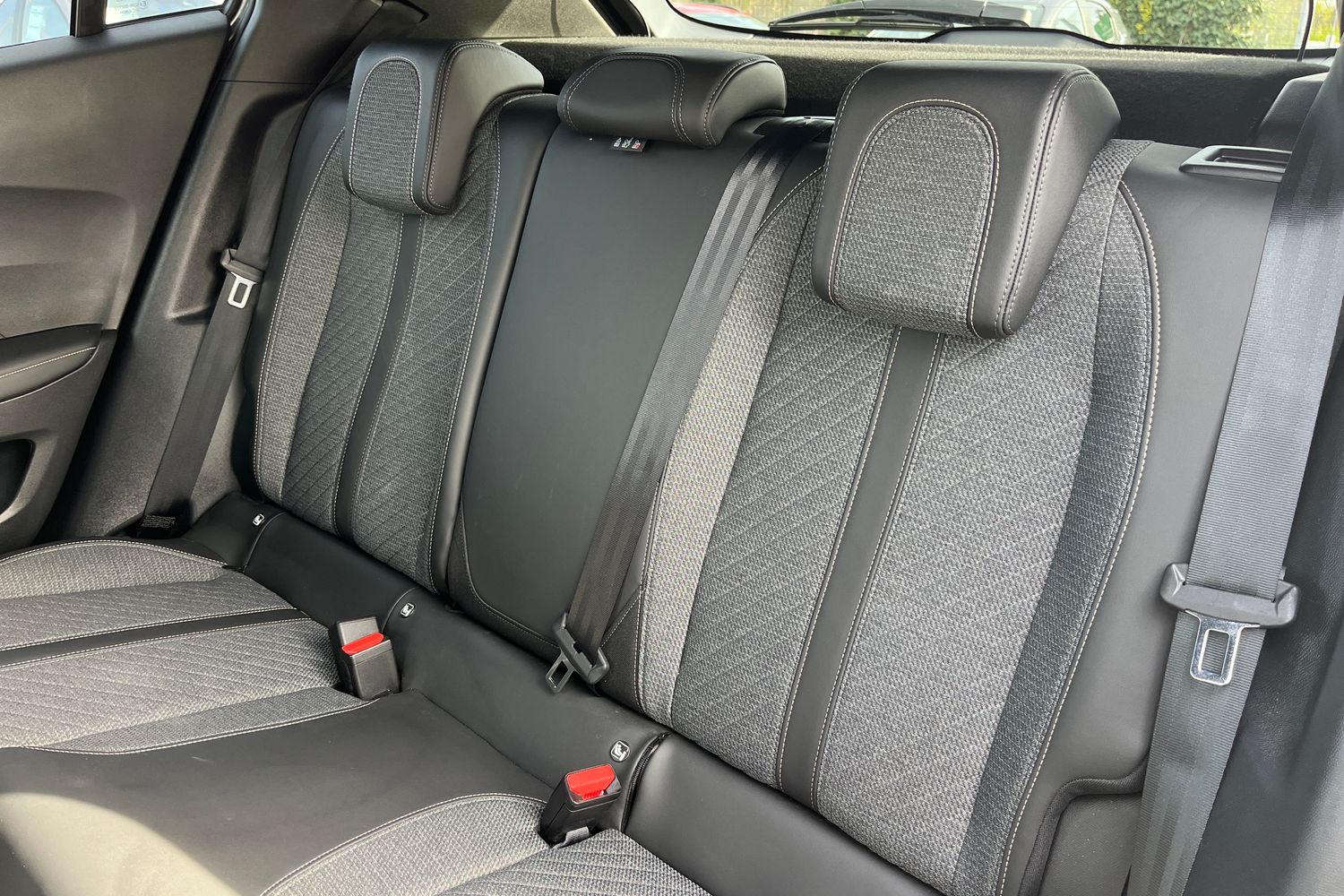 Peugeot 2008 Photo 19