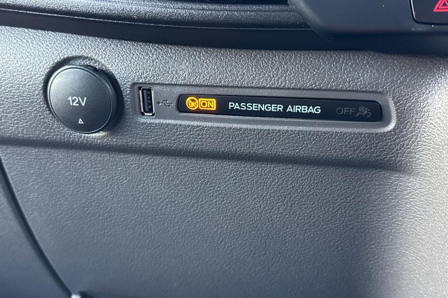 Used Ford E-TRANSIT IMZ8897 33