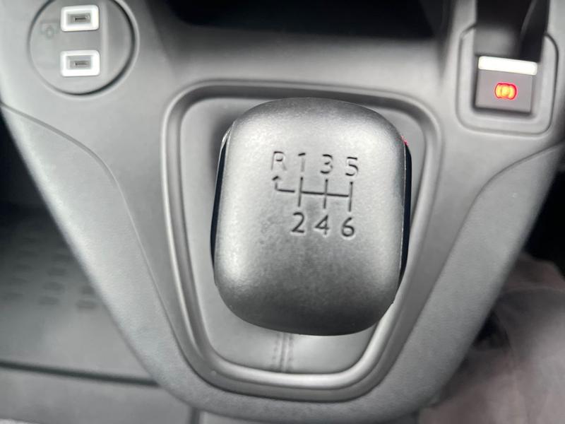 2025 75 PEUGEOT PARTNER