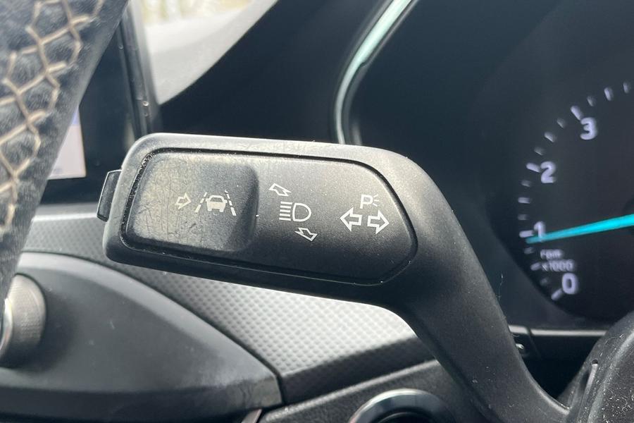 Ford FOCUS Photo autoimg-a84518644fab959e8fdf8eaf8a99451a6dc699ec.jpg