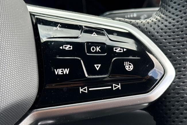 Volkswagen Golf Photo 17