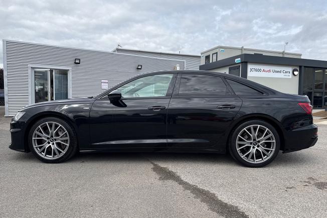 AUDI A6 Saloon Photo 26