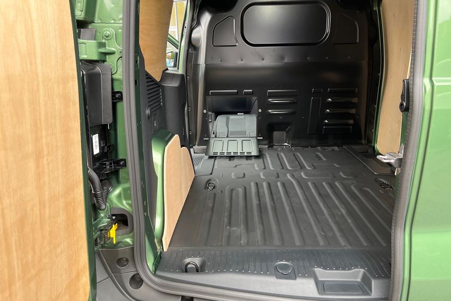 Used FORD E-TRANSIT COURIER LF25KDS 35