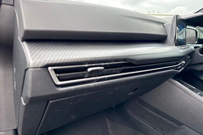 VOLKSWAGEN Golf Photo 45