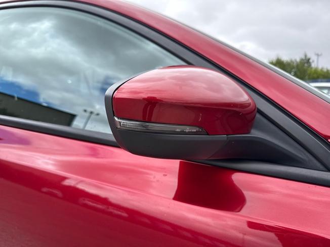 FORD Focus Photo 19