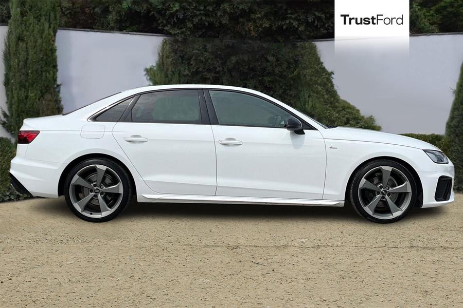 Audi A4 Photo autoimg-a86412484defd32015cef7b8efd3ca5a23fc9380.jpg