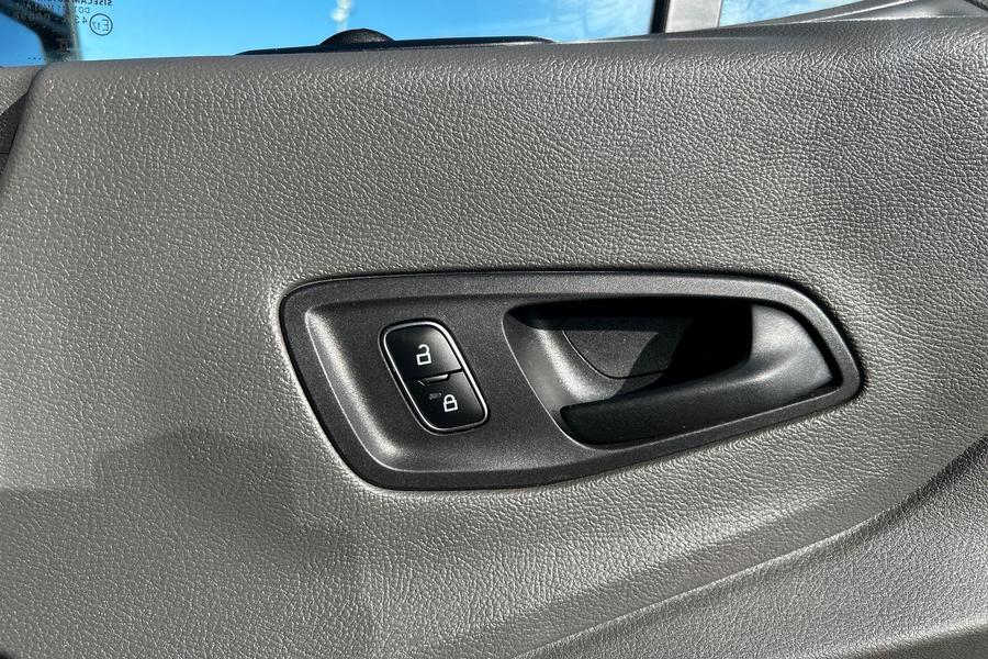 Ford TRANSIT Photo autoimg-a864df38cd9c320777e0a1c5ae64fb96e175a6df.jpg