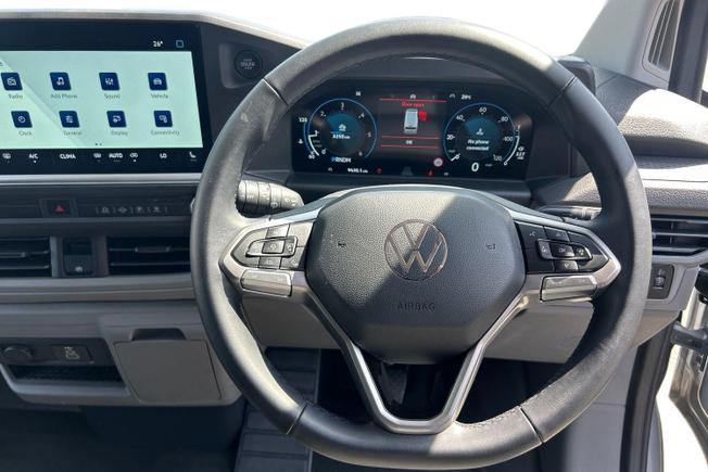 VOLKSWAGEN Transporter Photo 11