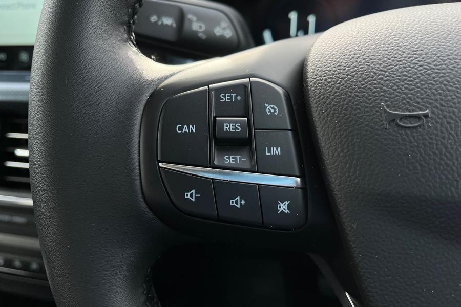 Ford Focus Photo autoimg-a866320336d76f4f57abc18b5c5366d0ac4ff207.jpg