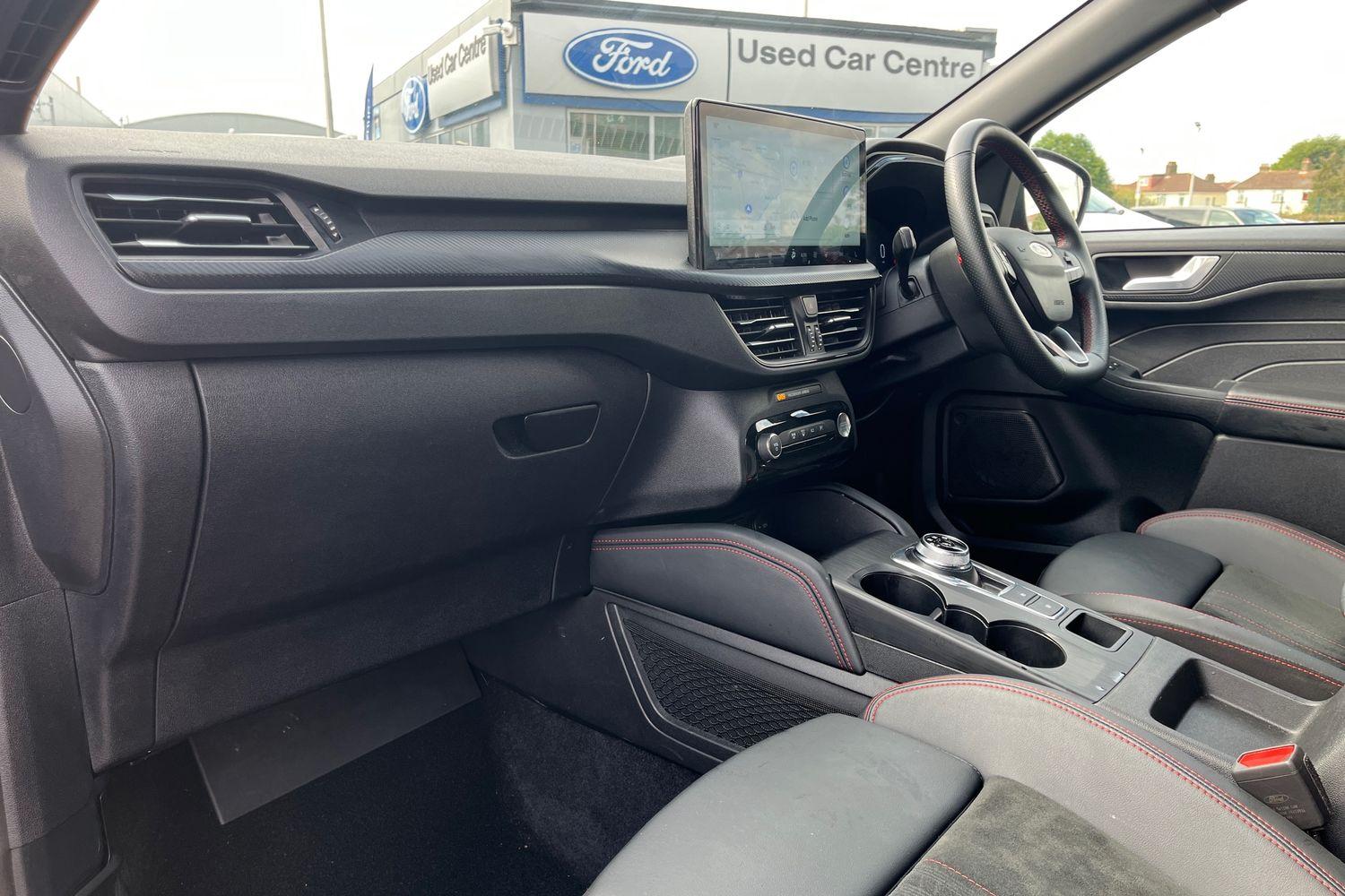 Ford KUGA Photo 17
