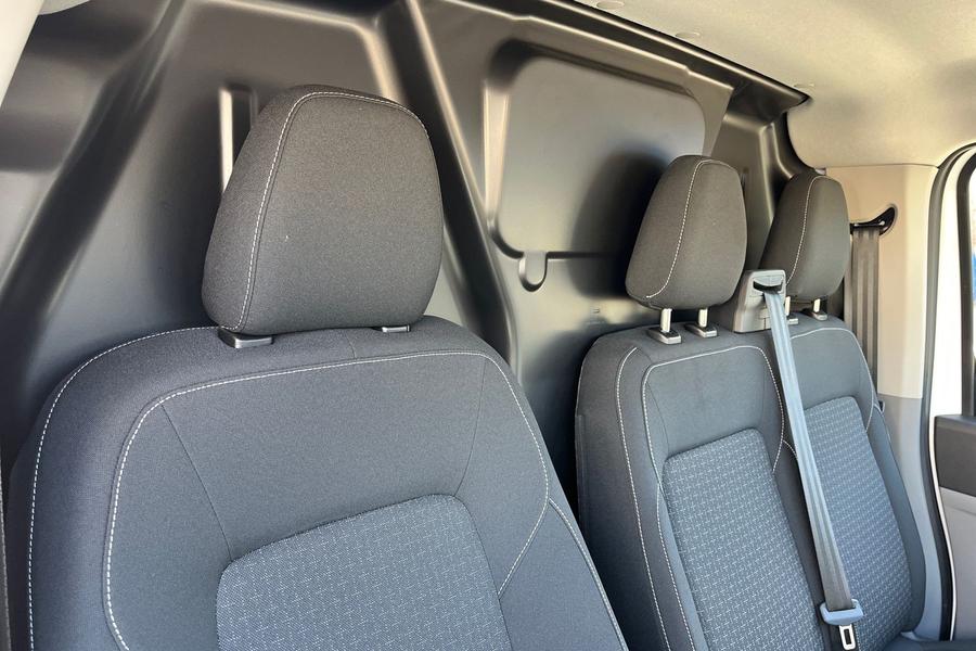 Ford E-TRANSIT CUSTOM Photo autoimg-a86d1777b7c40b45e6fef0ecc91f7b827fc0ba7c.jpg