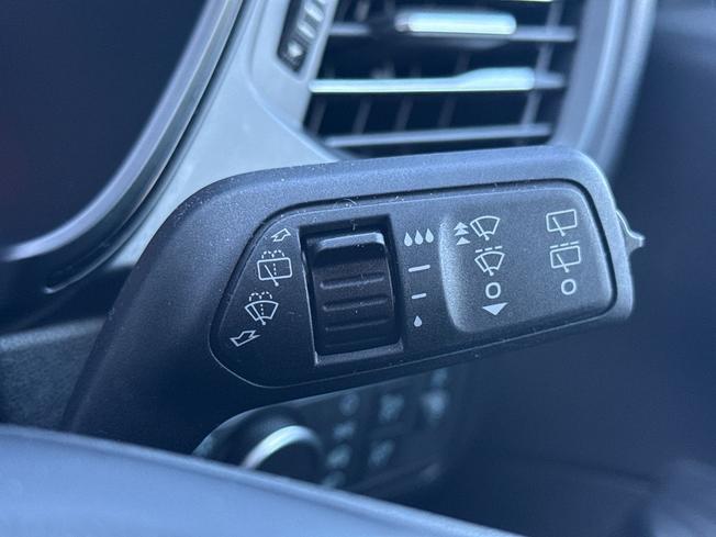 FORD Kuga Photo 52