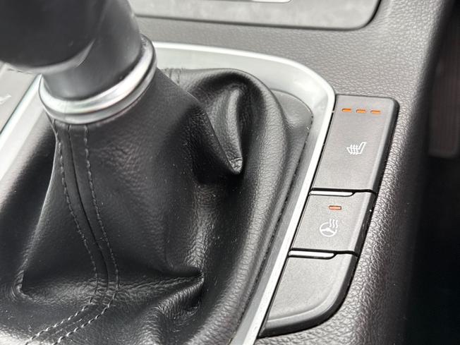 HYUNDAI I30 Photo 34