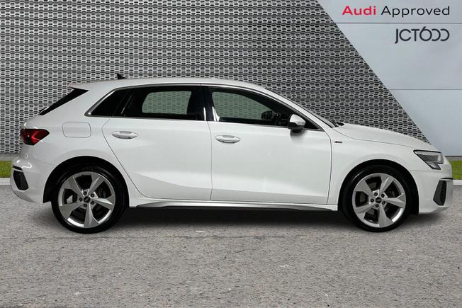 AUDI A3 Photo 4