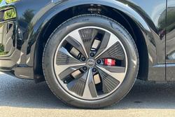 Audi Q6 Photo 5