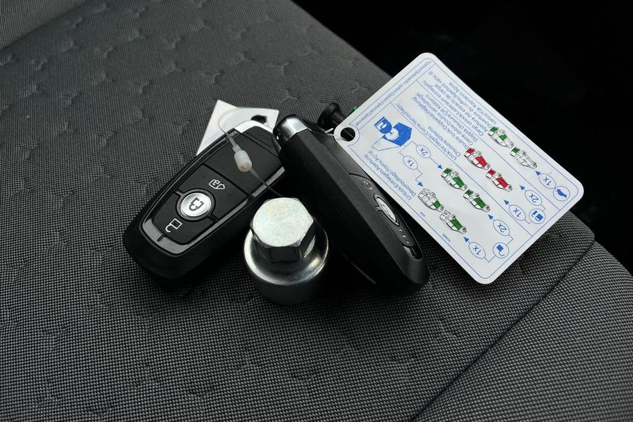 Used FORD TRANSIT COURIER SB75LPY 35