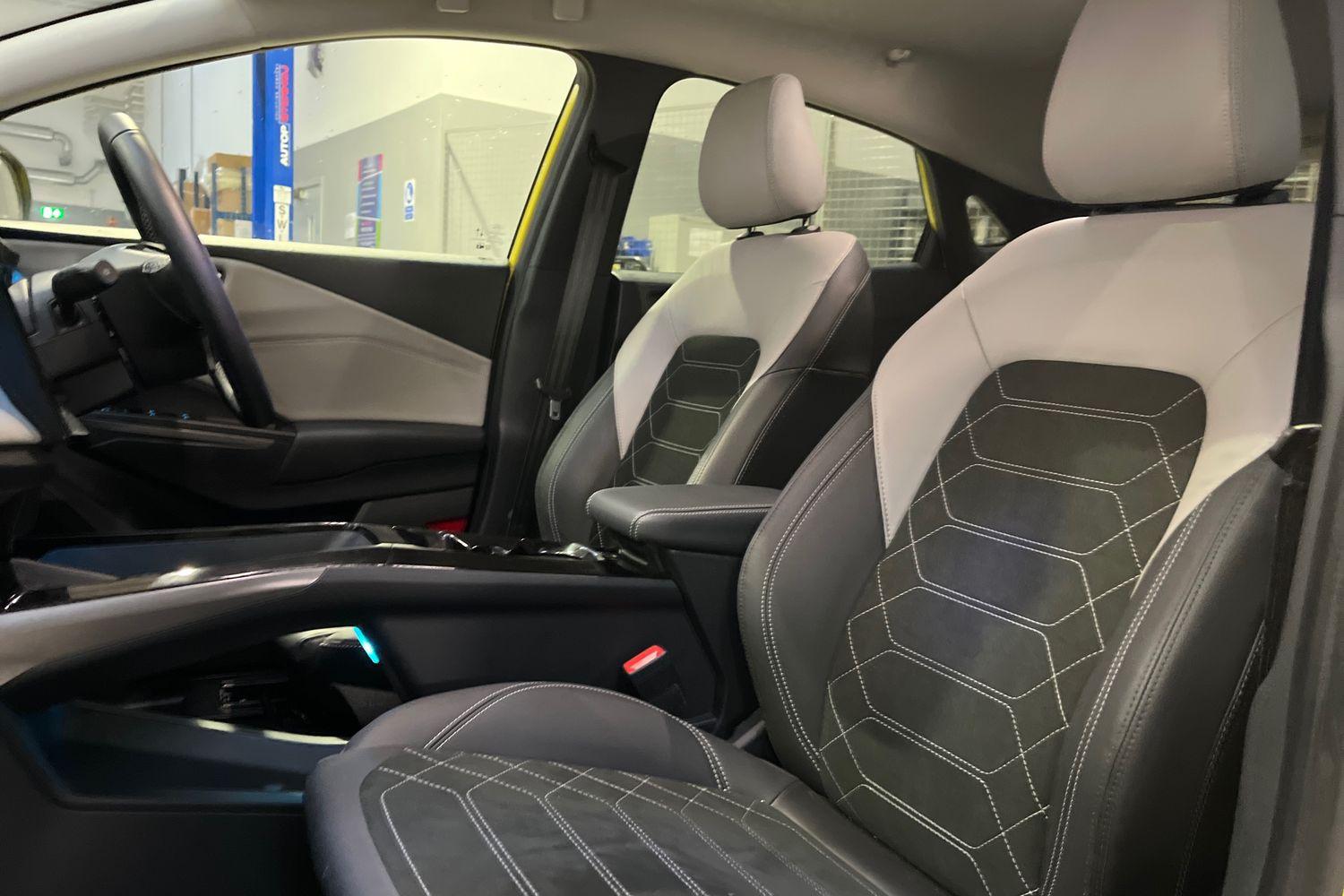 Ford PUMA Photo 18