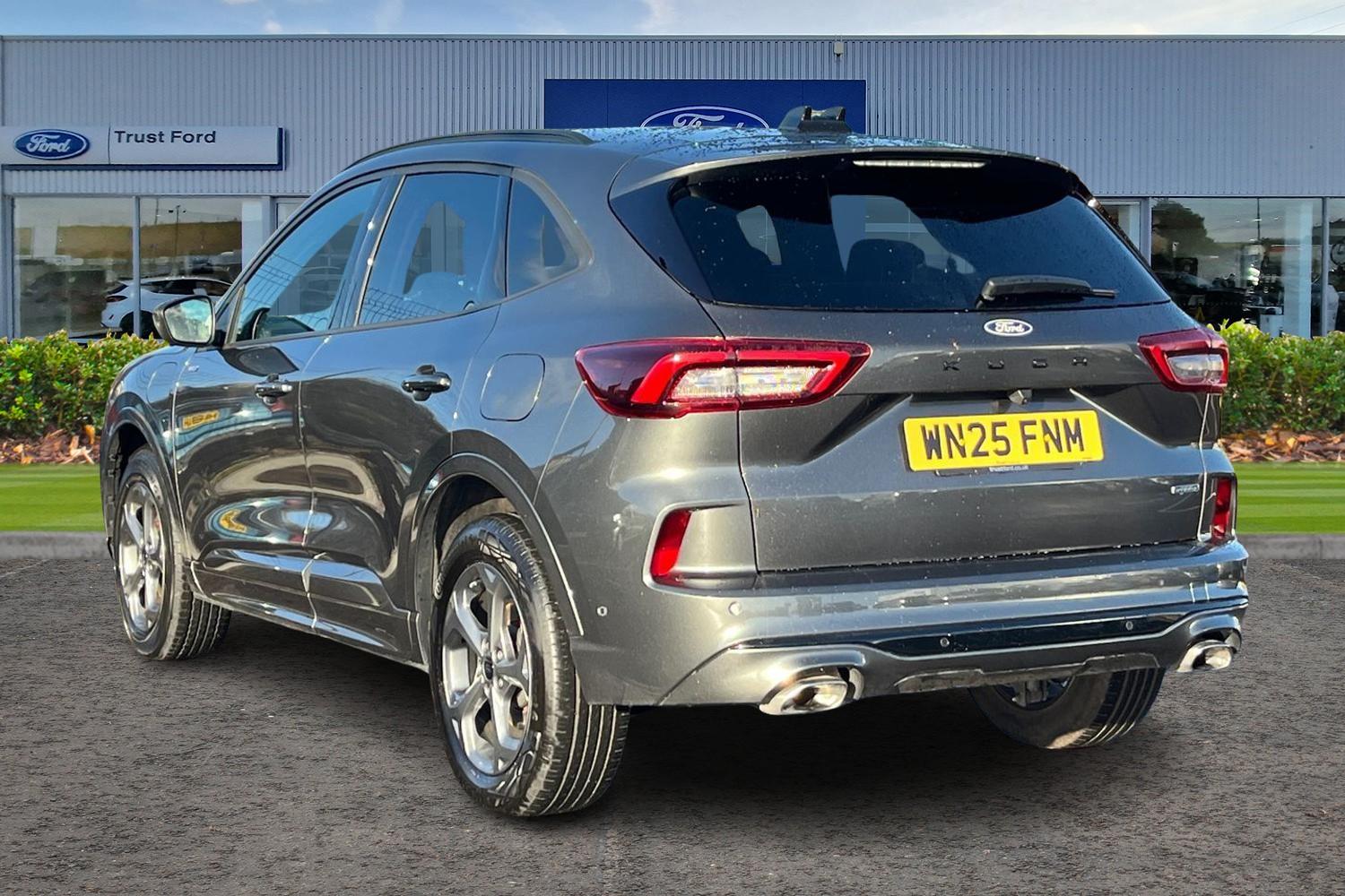 Ford Kuga Photo 1