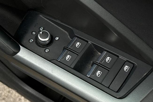 AUDI Q3 Photo 30