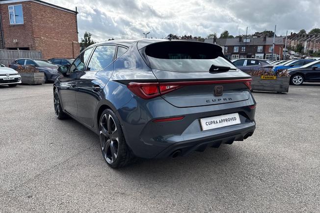CUPRA Leon Photo 24
