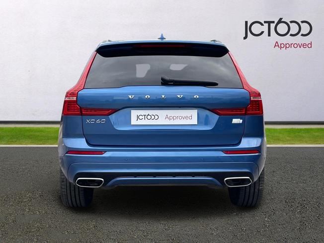 Volvo XC60 Photo 7