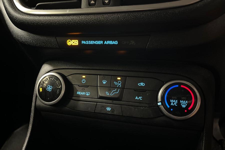 Ford FIESTA Photo autoimg-a87c8fd15c1ff66f3ba10ce7de66e880a8fb1c00.jpg