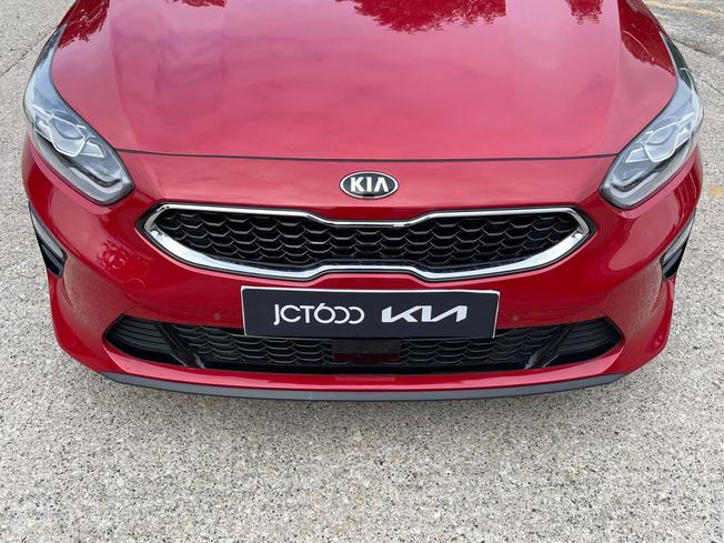 KIA Ceed Photo 21