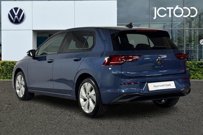 Volkswagen Golf Photo 3