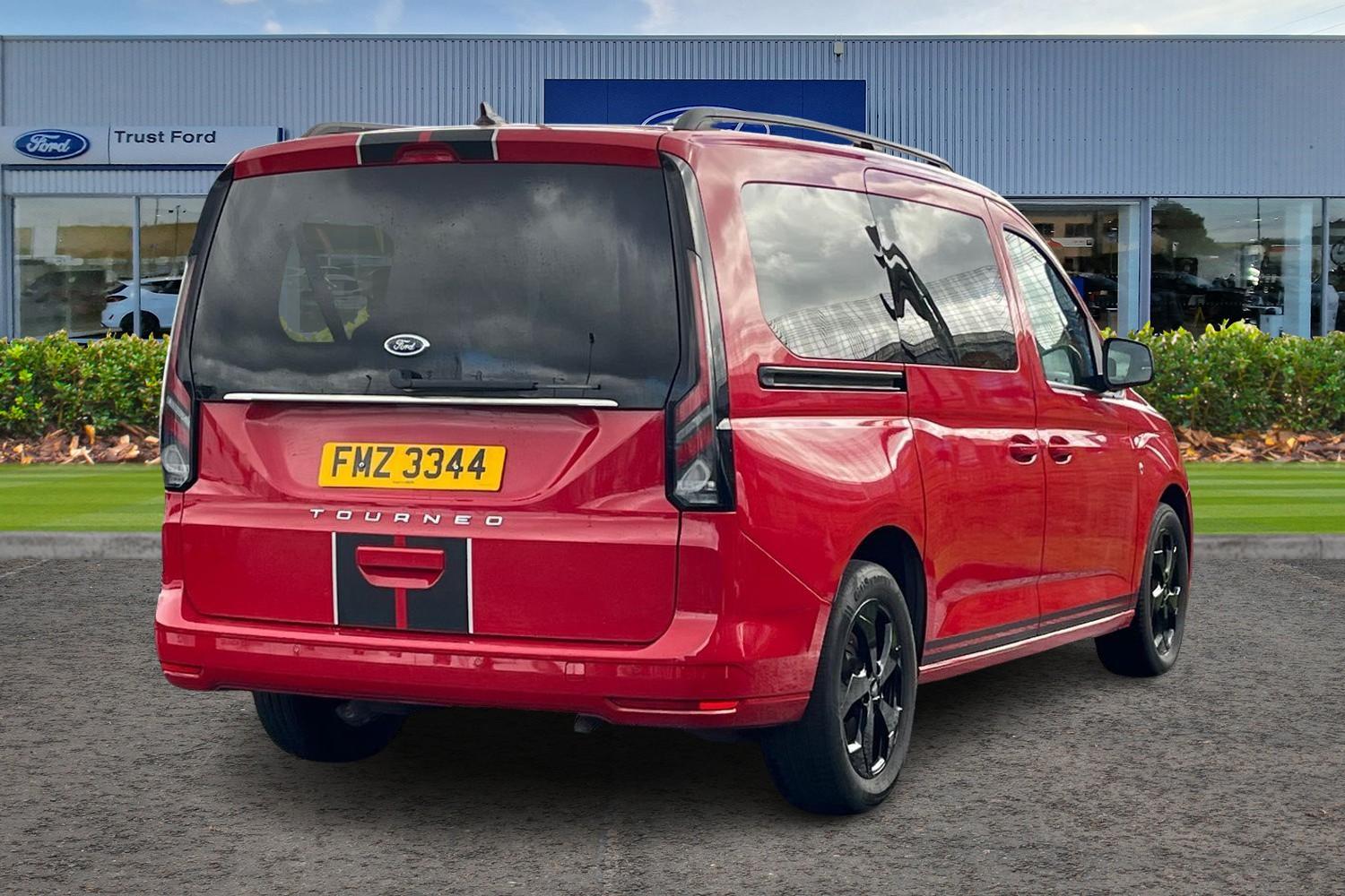 Ford TOURNEO CONNECT Photo 3