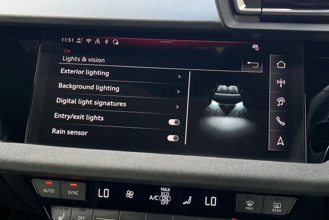 AUDI S3 Photo 31