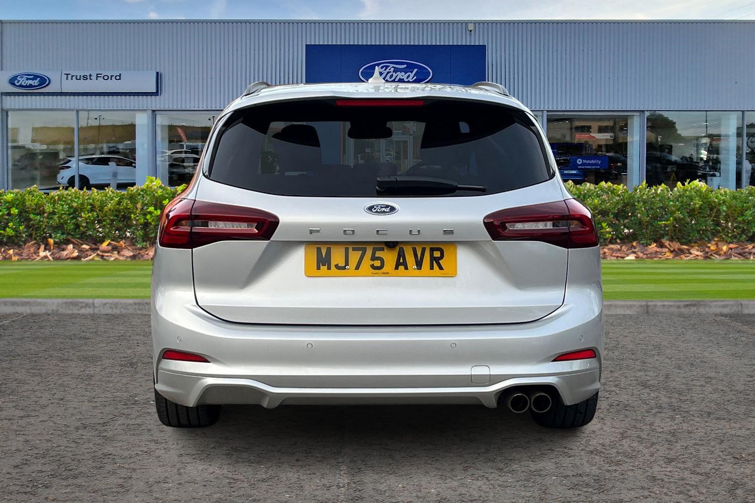 Ford Focus Photo 6