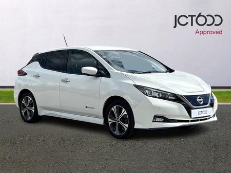 2020 LEAF 62KWH E TEKNA HATCHBACK 5DR ELECTRIC AUTO 217 PS PRICE 10,300 FINANCE... photo