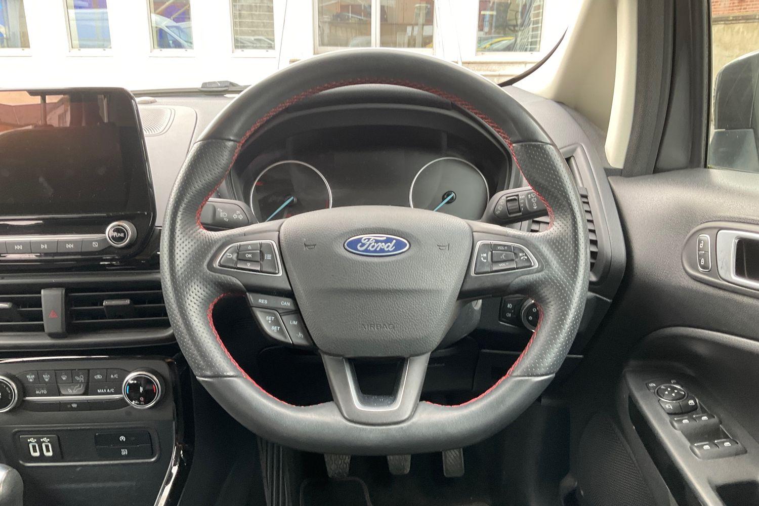 Ford ECOSPORT Photo 11