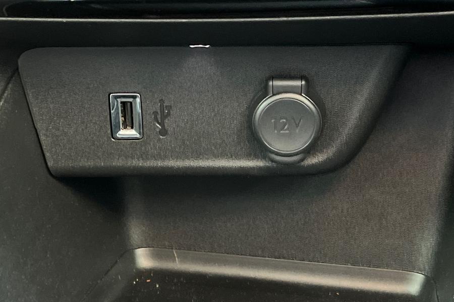Vauxhall CORSA Photo autoimg-a88e3310f22f7763a63fb134a82602df2a9e5321.jpg