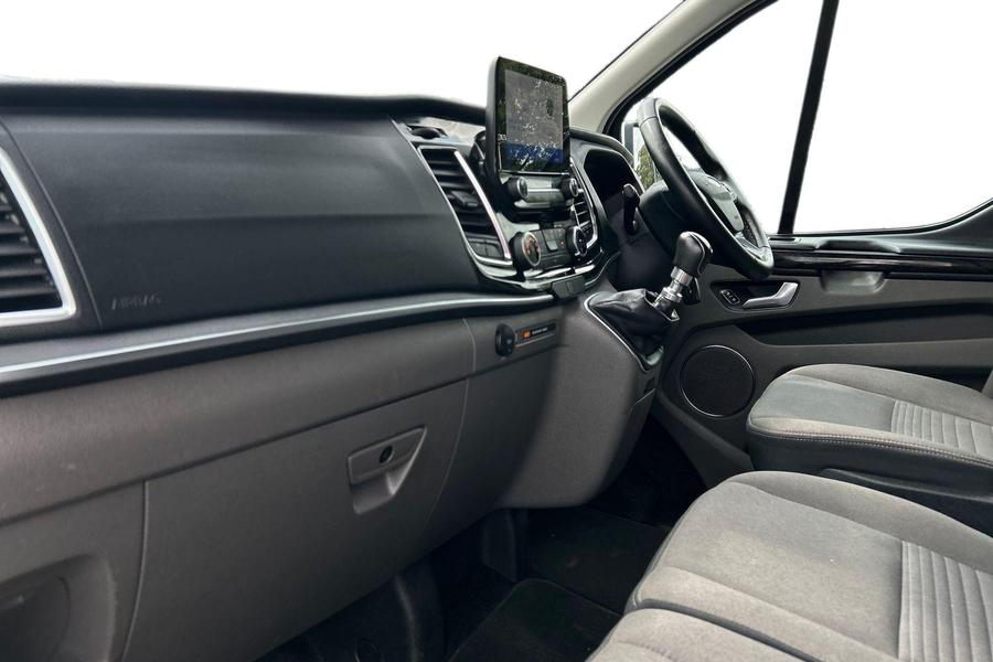 Ford TOURNEO CUSTOM Photo autoimg-a8903b51019ffc9a90eadac0b391981965640941.jpg