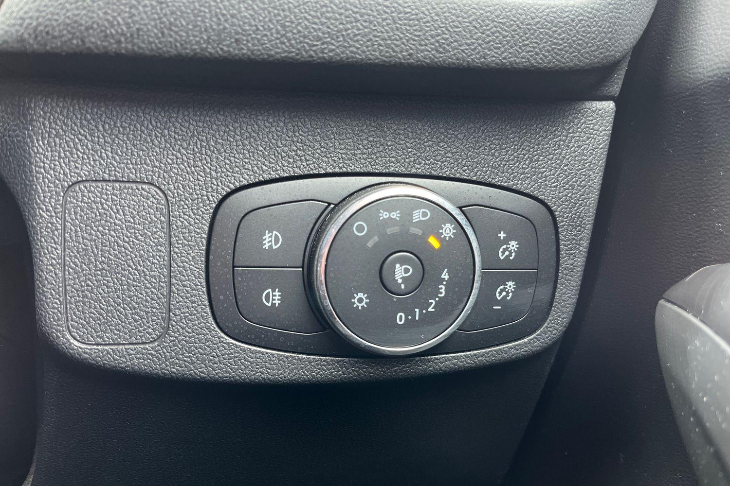 Ford FOCUS Photo 26