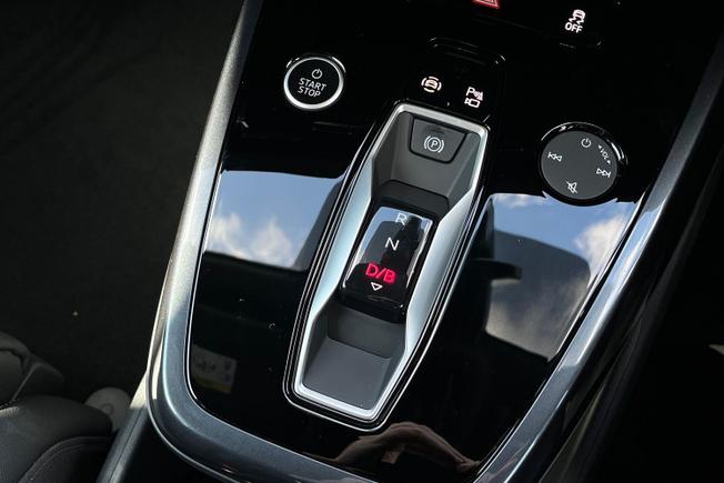 Audi Q4 e-tron Photo 41
