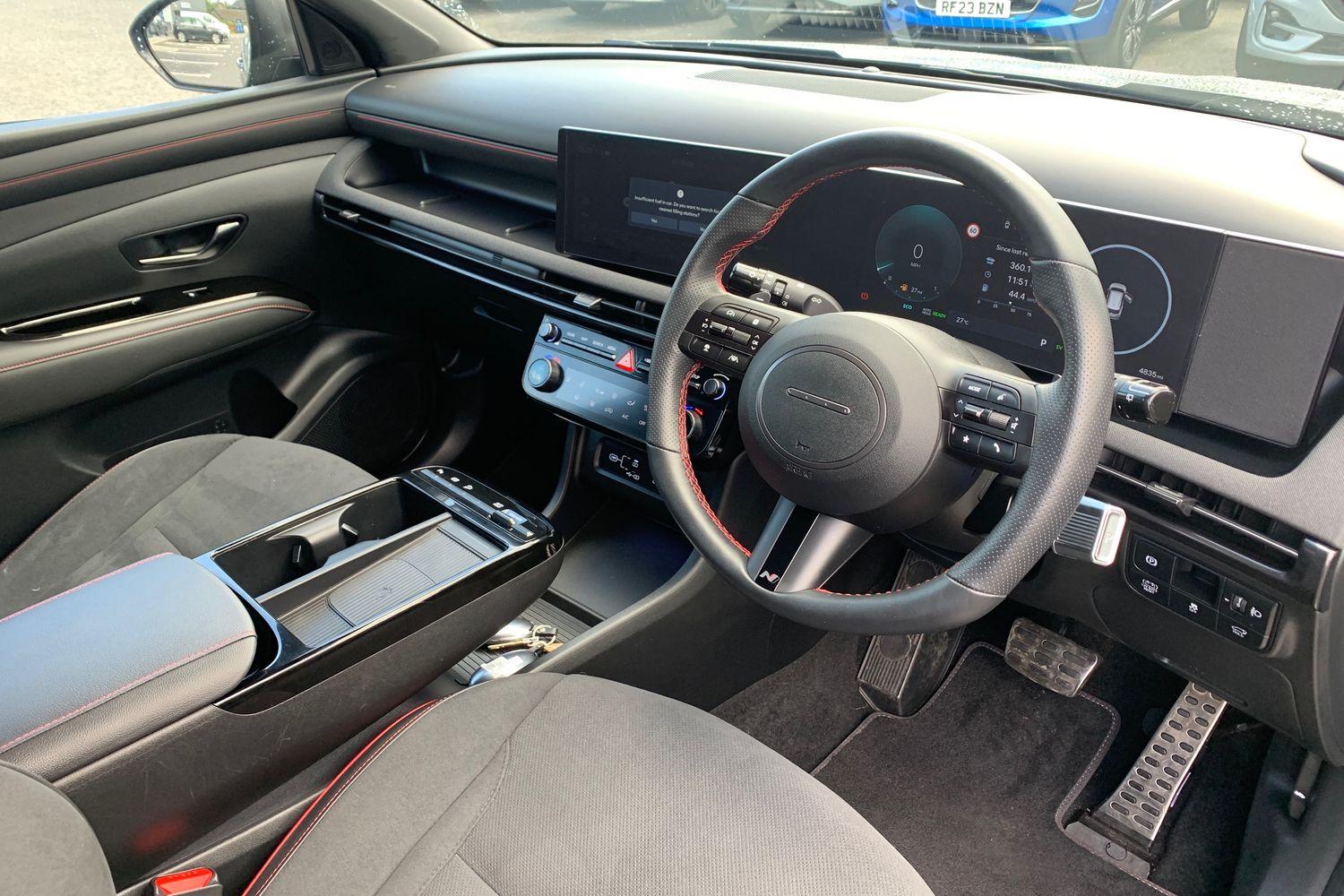 2026 Hyundai TUCSON 1.6T FHEV 239PS N Line in Ecotronic Grey with 4K - vehicle photo 9 for sale on PureCar