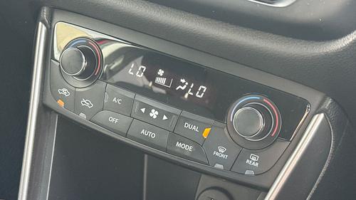 Suzuki S-Cross Photo autoimg-a89a6c1640d96cdffb1721078e31d3b869f7ec2f.jpg