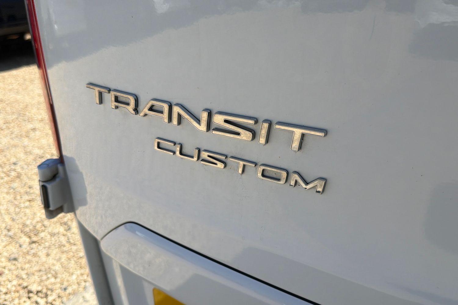 Ford TRANSIT CUSTOM Photo 19